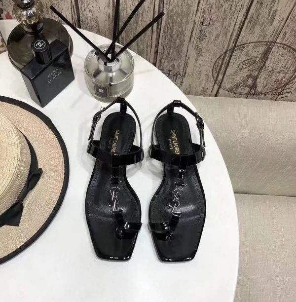Replica YSL Fake Saint Laurent Cassandra Flat Sandals In Black Patent Leather 2